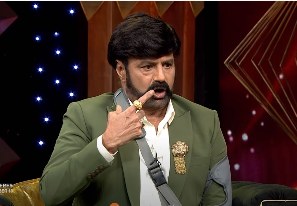 balakrishna,father ntr,akhanda team,unstoppable talk show,aha ott  అన్ స్టాపబుల్: బాలయ్య ఎమోషన్ అయ్యాడు