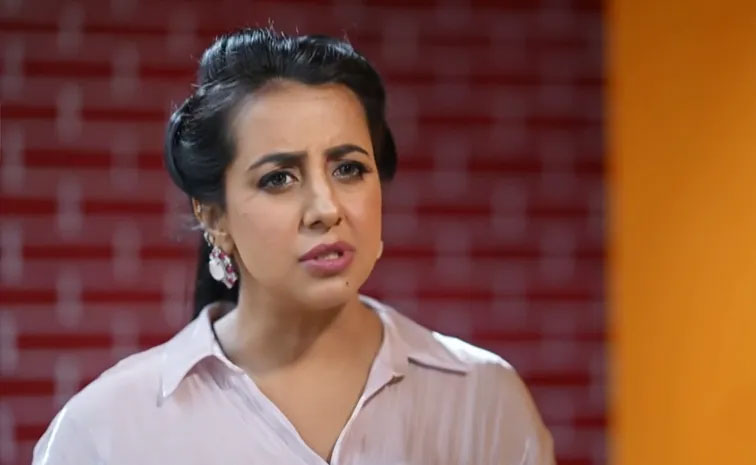 sanjana  BB9 - సంజన కు సూపర్ పవర్ 