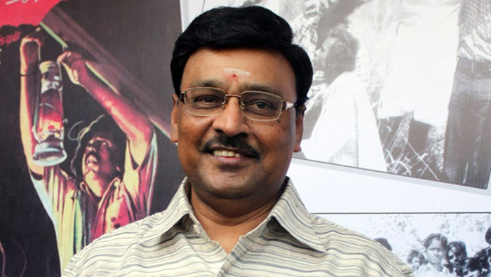 actor,director,bhagyaraj,targets,rajini,kamal,vishal  తమిళనాట అంతే రాజా.....!