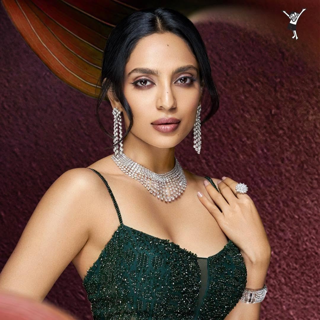 sobhita dhulipala  జ్యువెలర్స్ యాడ్ లో నాగార్జున కోడలు