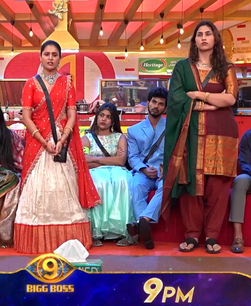 bigg boss  బిగ్ బాస్ 9: దివ్య-తనూజ పై నాగ్ ఫైర్ 