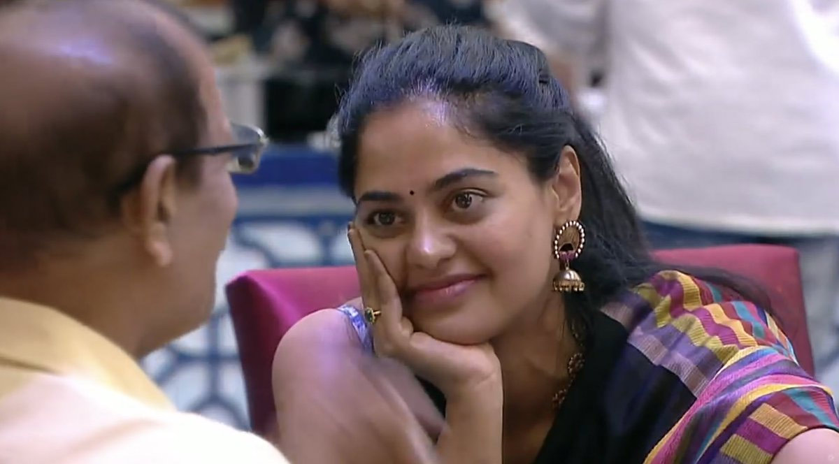 bigg boss non stop,bigg boss,bigg boss ott,bindu madhavi,akhil sarthak  బిగ్ బాస్: బిందు ఫాదర్ అఖిల్ ని పొగిడారు 