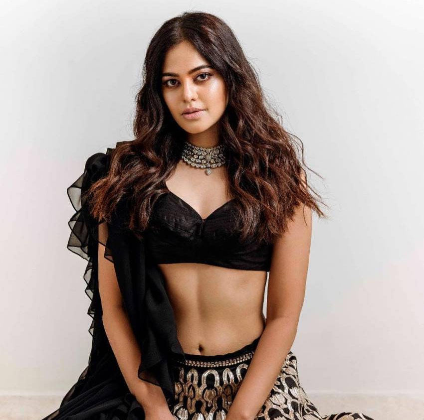 bindu madhavi,bigg boss,bigg boss telugu ott,nagarjuna,telugu heroine bindu madhavi  బిగ్ బాస్ ఓటిటిలోకి ఆ హీరోయిన్