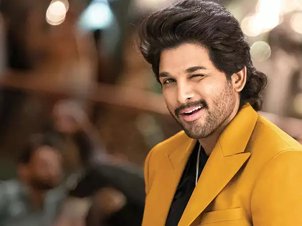 allu arjun birthday song,roll raida song for allu arjun,bunny birthday,  బన్నీకి కూడా దొరికిందో భజన పాట.!