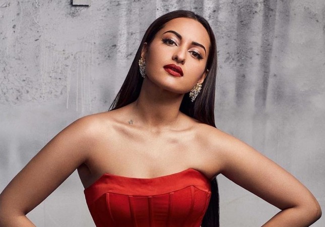 sonakshi sinha,zaheer iqbal,salman khan,bollywood  సోనాక్షి వల్ల ఇబ్బంది పడ్డ హీరో..