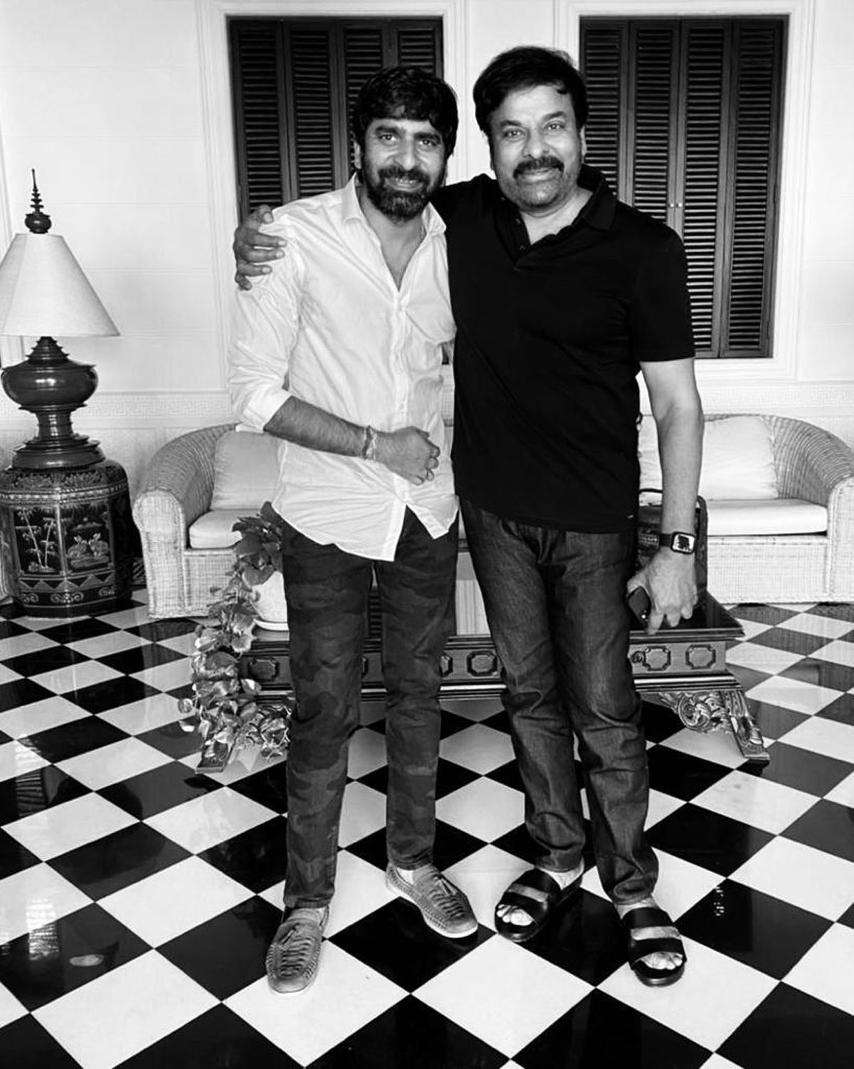 megastar chiru,appreciates,krack director,gopichand malineni,chiranjeevi,raviteja  హిట్టొస్తే తప్ప గుర్తుకు రాలేదా ?