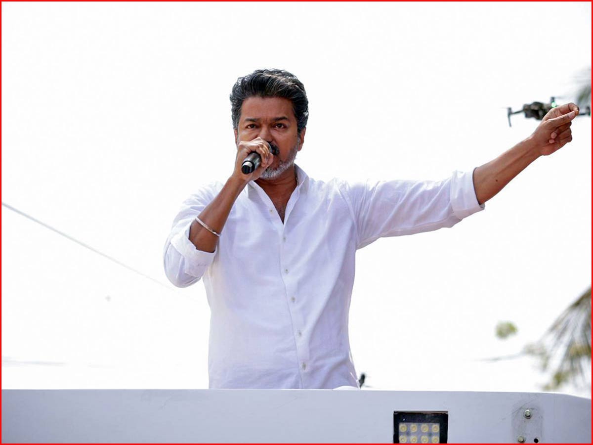 vijay  పబ్లిక్ న్యూసెన్స్‌ అంటూ విజయ్ పై కేసు 