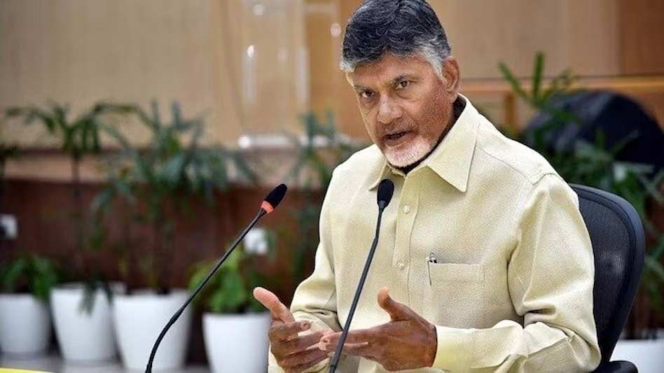 chandrababu  విలువైన భూములను ఫేక్ కంపెనీకి ఇవ్వాలని చూసిన బాబు