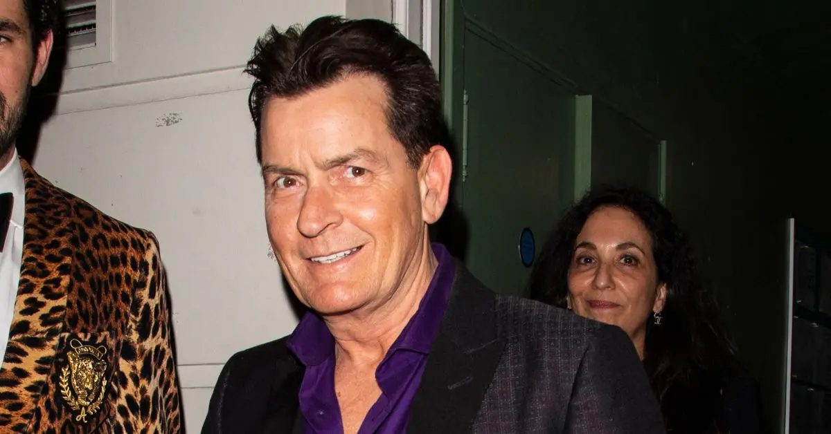 charlie sheen  47000 మంది అమ్మాయిలతో అరాచకం