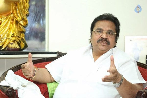 chiranjeevi,dasari inner feeling about chiranjeevi,mohanbabu,pawan kalyan  చిరు గురించి దాసరి అంతరంగం!