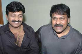 chiranjeevi,rajasekhar,150th cinema,chiranjeevi and rajasekhar  చిరంజీవి ఫ్యాన్స్‌ ఔదార్యం!