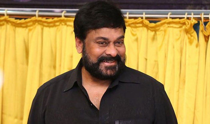 chiranjeevi,new look,sye raa narasimha reddy  చిరుని చూసి ఆశ్యర్యపోతున్నారట..! 