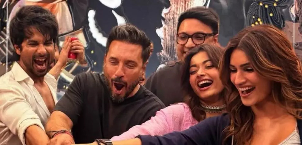 cocktail 2  స్వ‌లింగ‌సంప‌ర్కుల క‌థ‌తో ప్ర‌యోగం