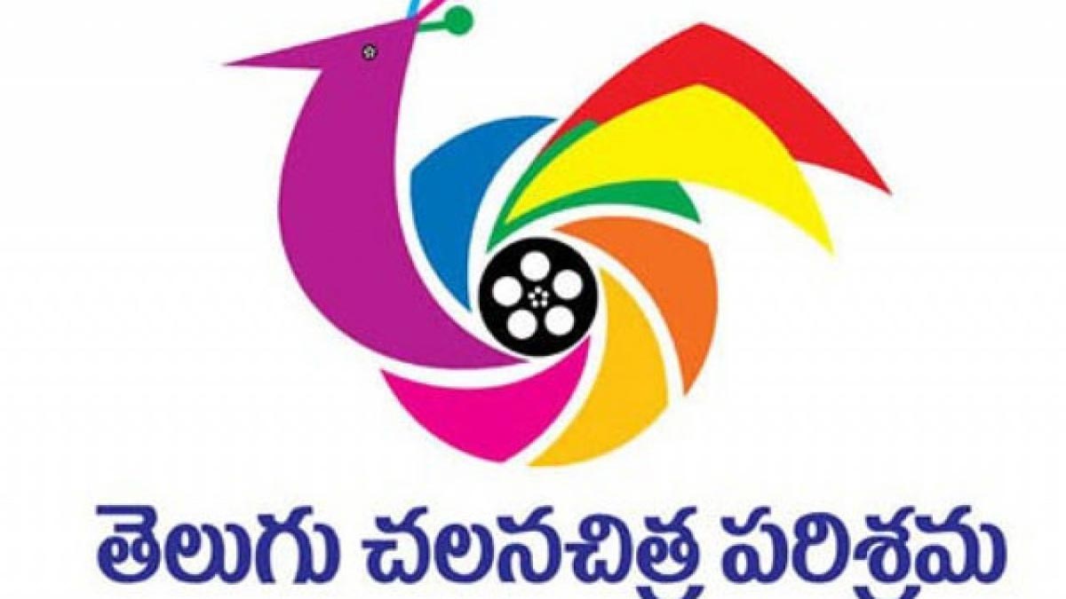 corona effect,tollywood,movies,vijaya dasami race,sankranthi  కరోనా ఎఫెక్ట్: అందరి చూపు సంక్రాంతిపైనే!