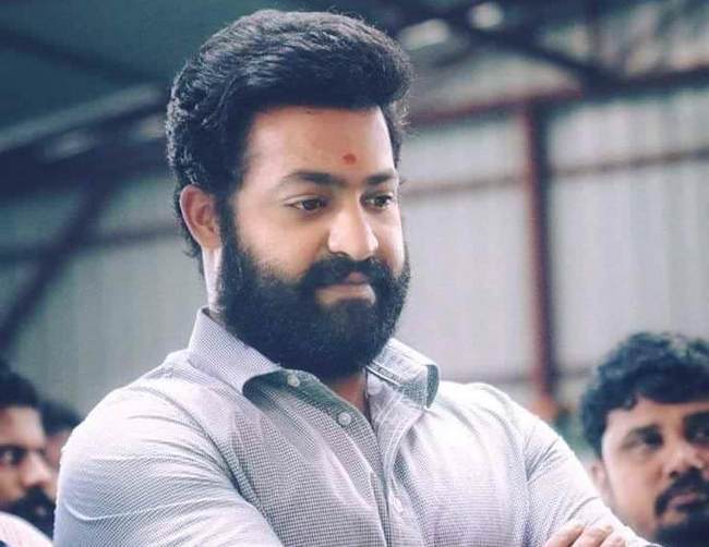 rrr,rajamouli,ntr,ramcharan,olivia morris,alia bhat,ajay devagan,shriya  ఆర్ ఆర్ ఆర్ లో ఎన్టీఆర్ పాత్రపై క్రేజీ అప్డేట్..!