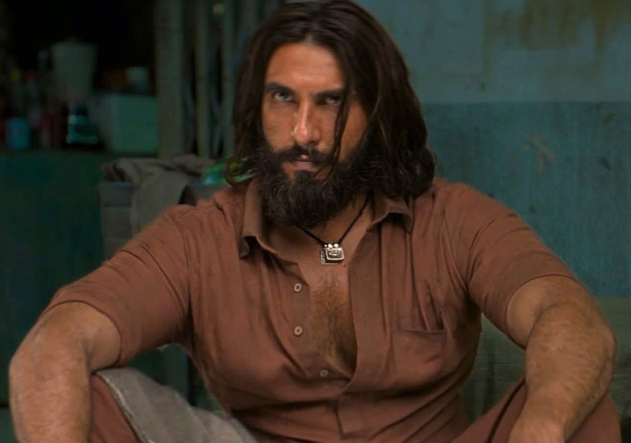 dhurandhar  ధురంధర్ వీక్ డేస్ లోను ఆగని జోరు 