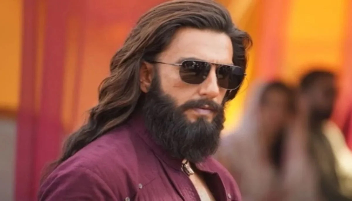 ranveer singh  ధురంధర్ ఇంత మోసం చేస్తారనుకోలేదు 