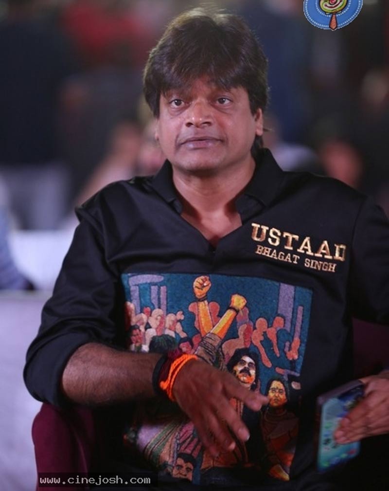 harish shankar  UBS - వన్ మ్యాన్ ఆర్మీ పవన్ కాదు హరీష్ 