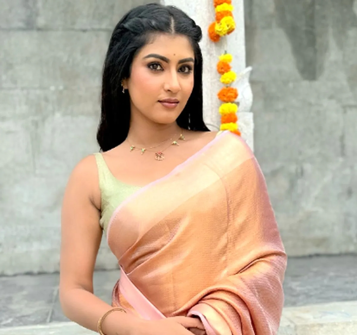 divya suresh  బిగ్ బాస్ బ్యూటీపై హిట్ అండ్ రన్ కేస్