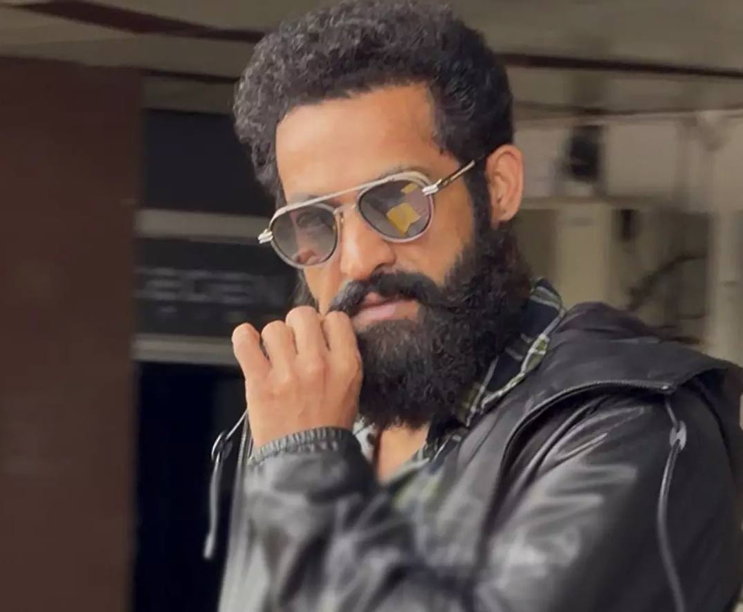 ntr  ముందు డ్రాగన్ విషయం తేల్చండి 