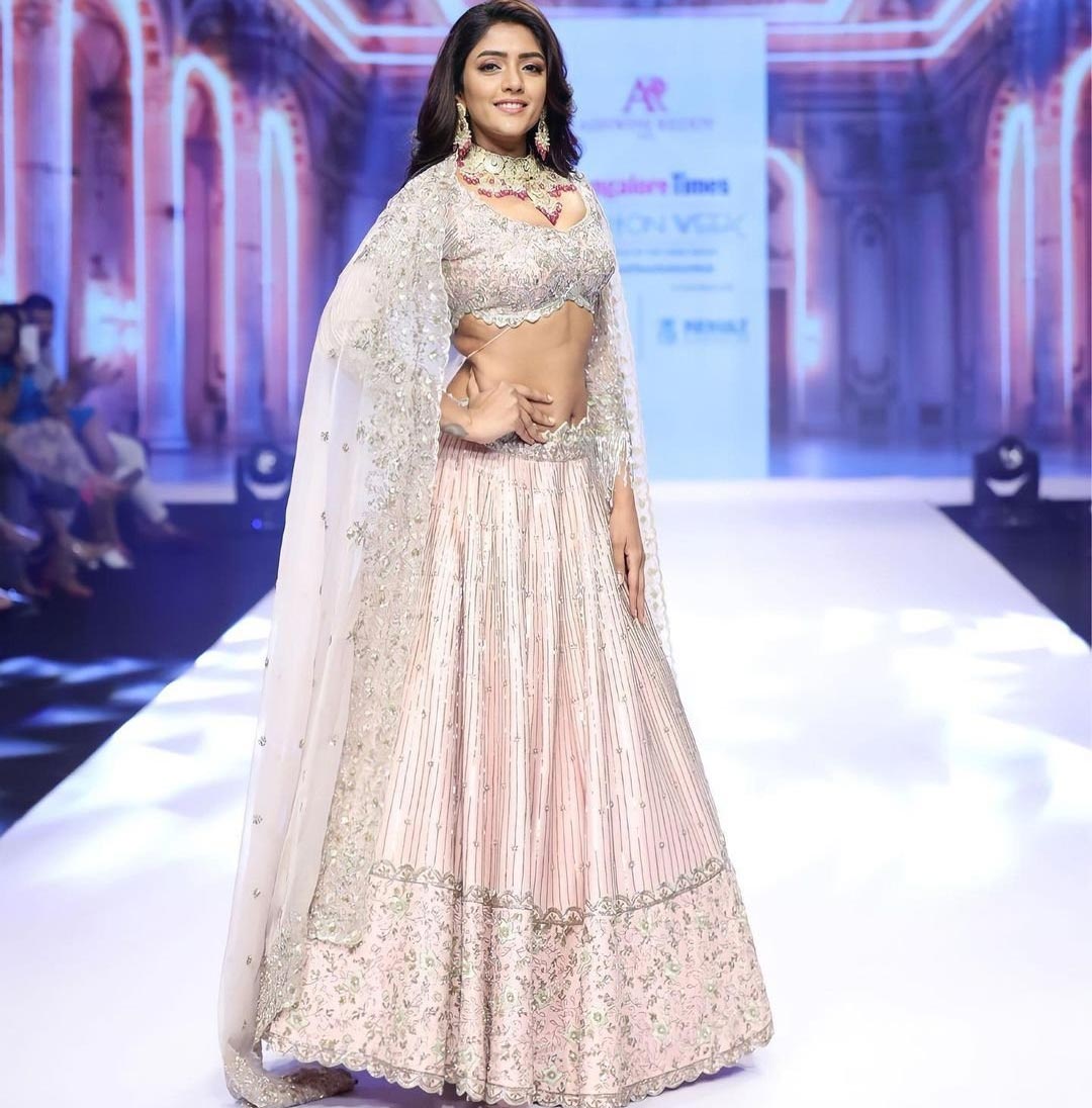 eesha rebba,bangalore times fashion week event  బ్యూటిఫుల్ ఈషా రెబ్బా 