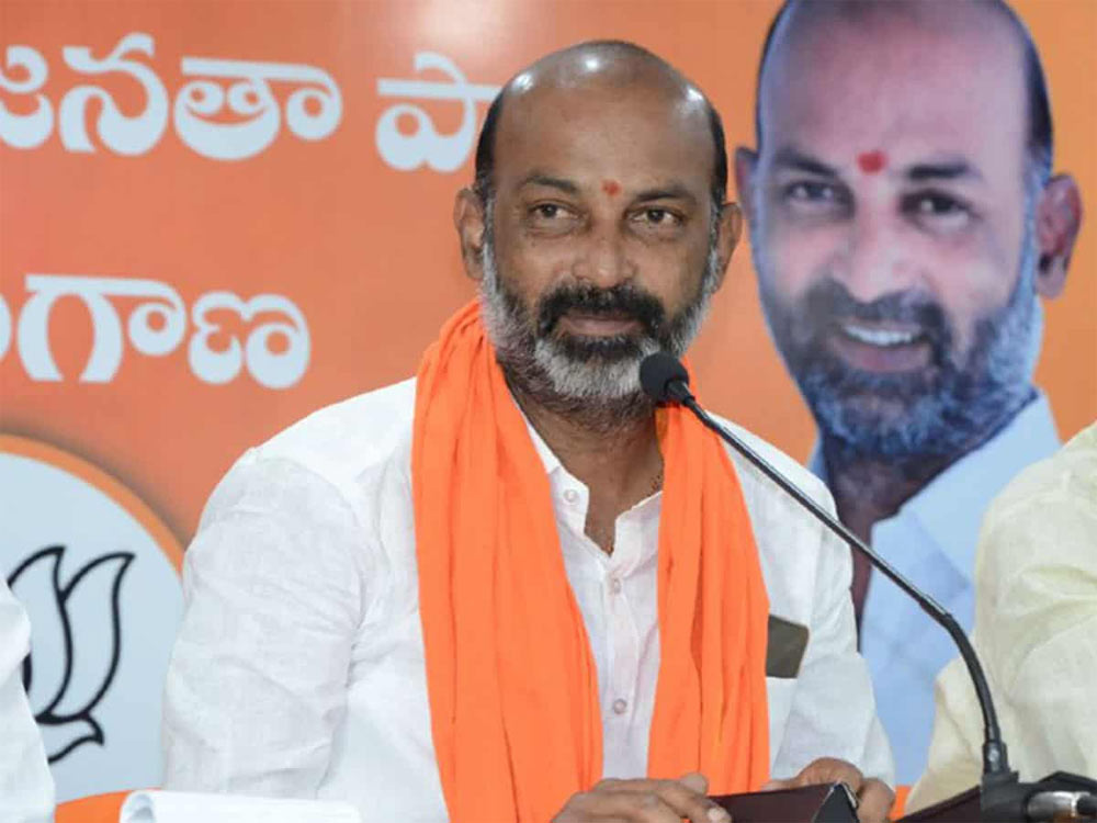 etela rajender,bandi sanjay,bjp,kishan reddy  ఈటల బీజేపీలోకి.. కన్ ఫర్మ్ చేసిన బండి