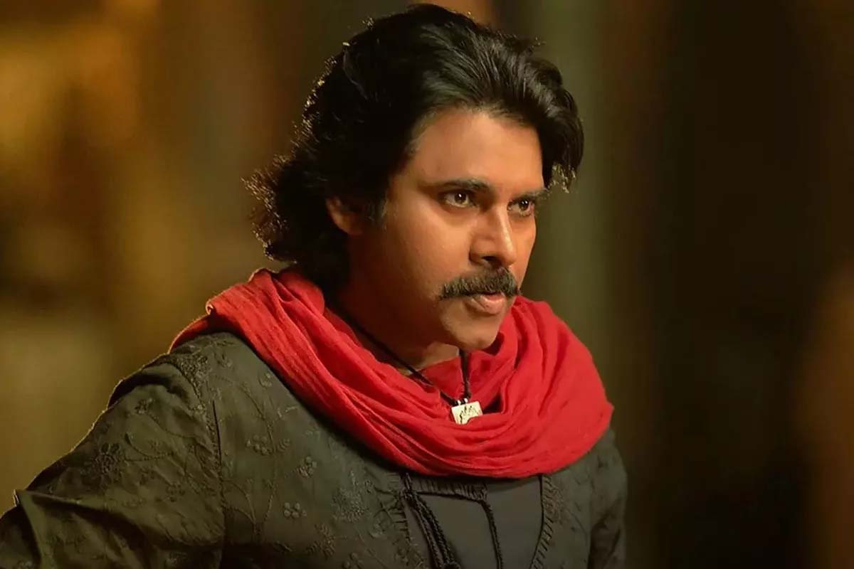 pawan kalyan  పవన్ వచ్చారు-వీరమల్లు కదిలింది 
