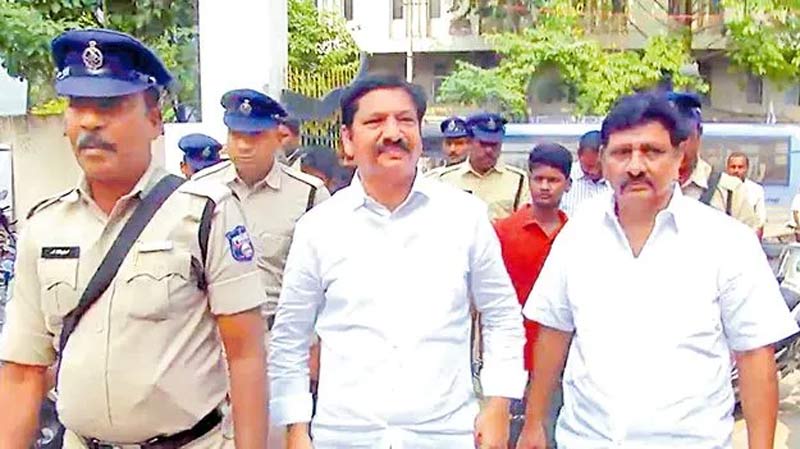 jogi ramesh  జోగి బ్రదర్స్‌కు 14 రోజుల రిమాండ్