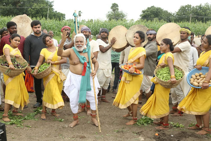 software sudheer,gaddar,song,sudigali sudheer,farmers song  ‘సాఫ్ట్‌వేర్‌ సుధీర్‌’లో రైతులపై గద్దర్ పాట