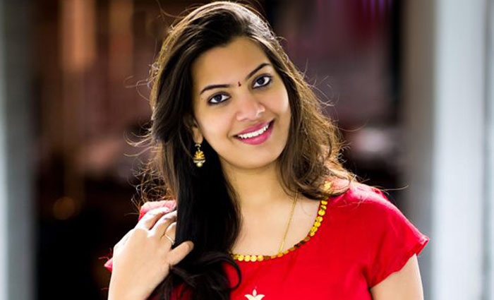 geetha madhuri,item songs,singing,clarity,geetha madhuri clarity on singing  ఐటంసాంగ్స్‌కే అంటే గీతామాధురి రియాక్షన్! 