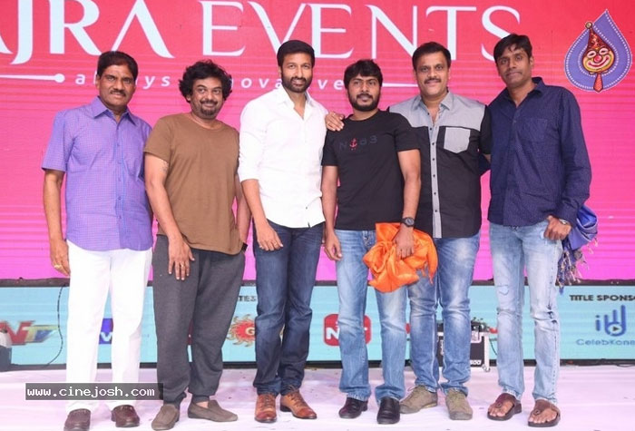 pantham,gopichand,pantham pre release event,gopichand 25th movie,chakravarthy,sampath nandi  దర్శకులే రియ‌ల్ హీరోలు: గోపీచంద్!!