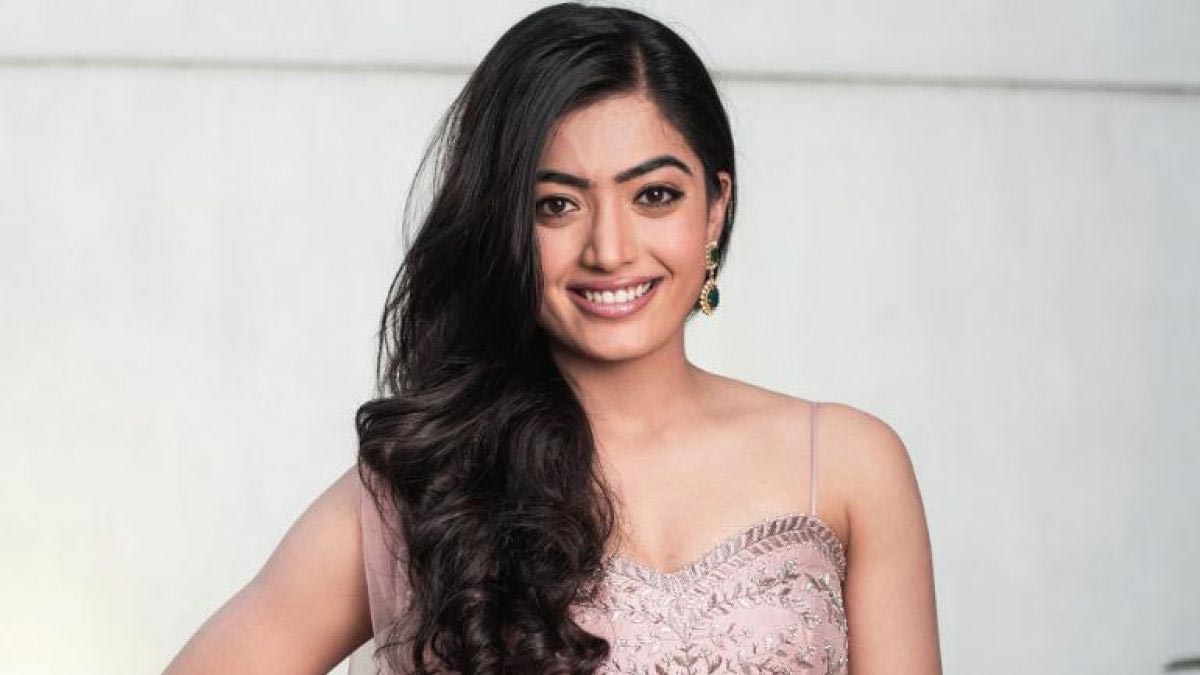 rashmika mandanna,surender reddy,akhil,most eligible bachelor,heroine  సూరి సినిమాలో అఖిల్‌ సరసన ఎవరో తెలుసా?