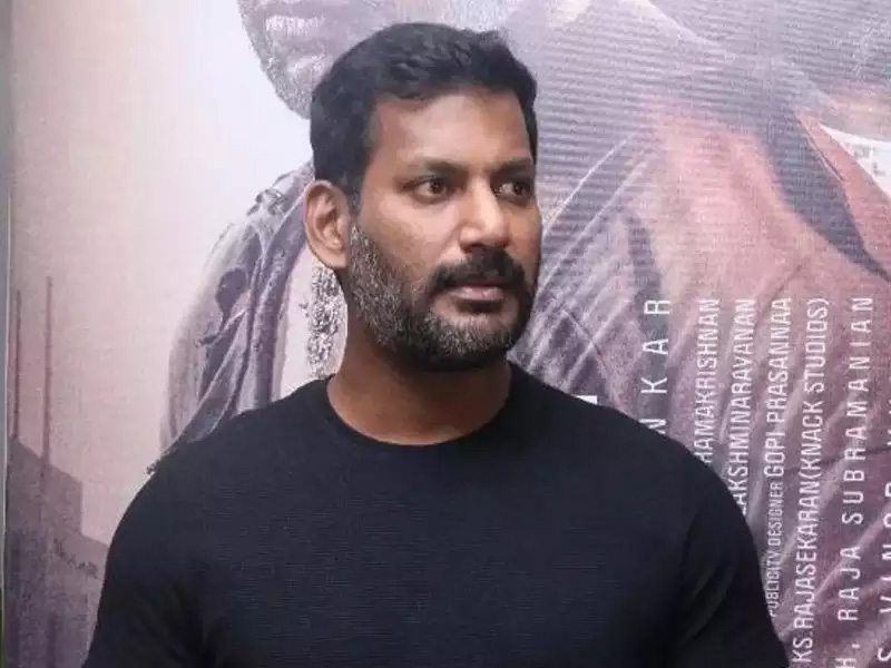 hero vishal,kollywood hero vishal,loan dispute,vishal to deposit,15 crore  కోలీవుడ్ విశాల్ కి భారీ షాక్ 