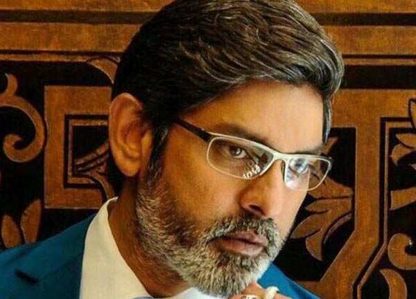 jagapathibabu,sreemanthudu,mahesh babu,koratala siva  'శ్రీమంతుడు' పై జగపతి బాబు నాట్ హ్యాపీ!