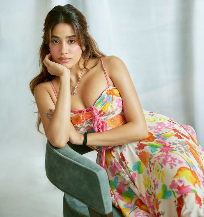 janhvi  రియ‌ల్ ప‌ర‌మ్ సుంద‌రి