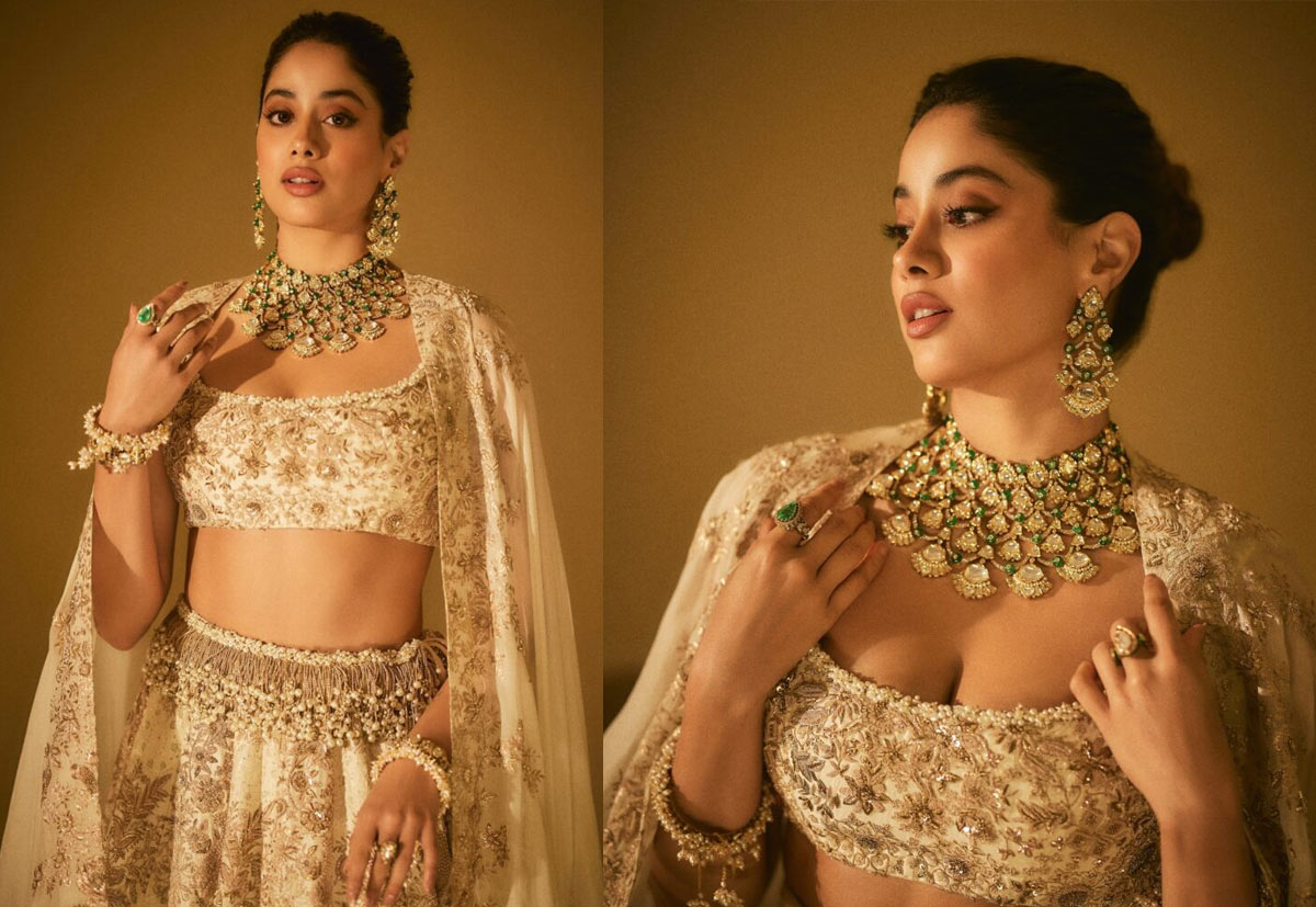 janhvi kapoor  అందానికే అసూయ పుడుతుందేమో 