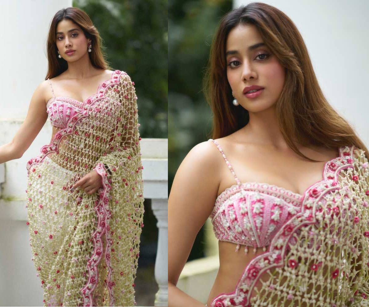 janhvi kapoor  మతిపోగొడుతున్న జాన్వీ కపూర్ 