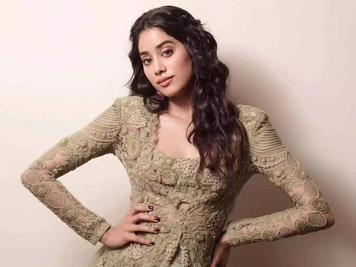 janhvi kapoor,sridevi  అతిలోకసుందరి కూతురి దుస్థితి