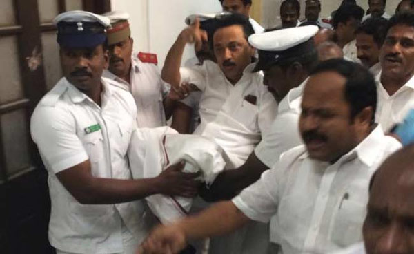 jayalalitha,tamilnadu cm,stalin,tamilnadu assembly meet  జయలలిత.. ముందా.. స్టాలిన్ ఆటలు!