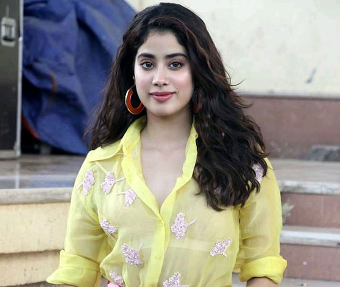 jhanvi kapoor,sridevi daughter,heroism,gunjan saxena,promotions  హీరోయిజంపై జాన్వీకపూర్ సంచలన వ్యాఖ్యలు