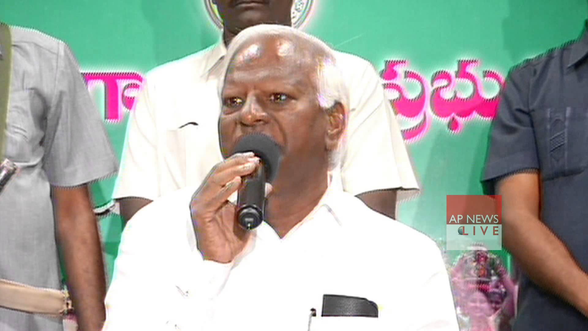 kadiyamsrihari,mp,resign,mlc,deputy speaker  అమ్మో.. ఇప్పటికి రాజీనామా చేశాడు..!!