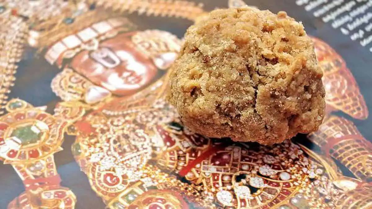 laddu  అపచారం చేసి వాదిస్తారేమిటో 