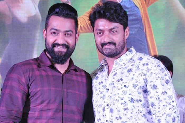 kalyan ram,movie,jr ntr,rrr  ఎన్టీఆర్‌తో.. ఎందుకింత ఆరాటం కళ్యాణ్‌రామ్‌?