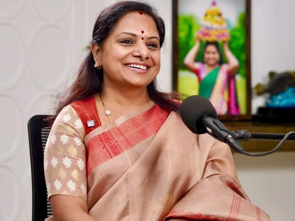 kavitha  కవిత అసలు గుట్టు బయటపడింది 