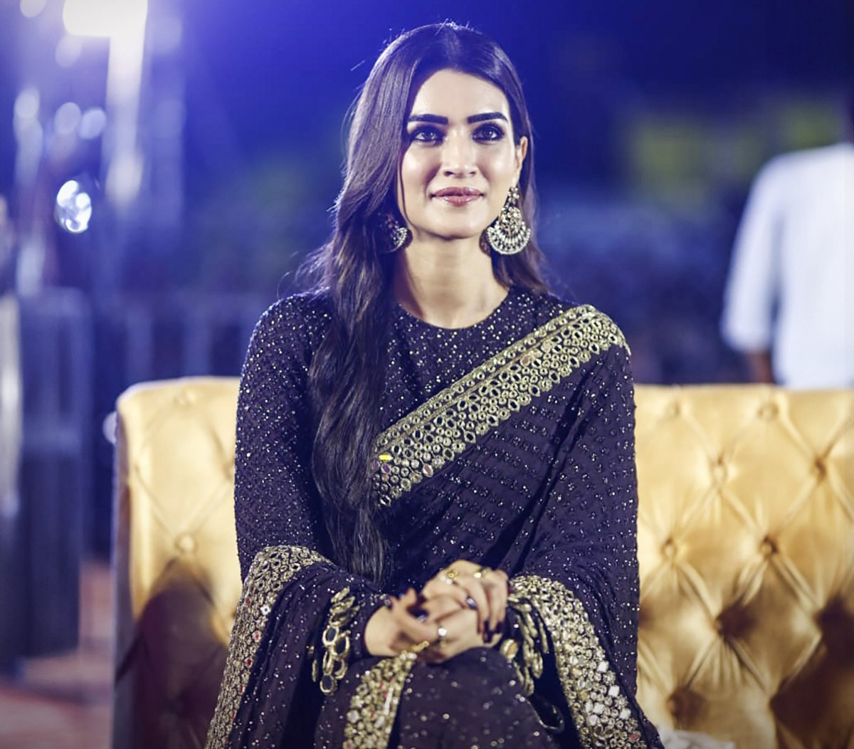 kriti sanon,adipurush event  ఆదిపురుష్ ఈవెంట్లో అదరగొట్టిన కృతి సనన్ 