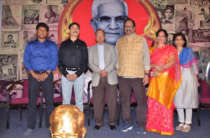 krishnam raju,ramesh prasad,l v prasad,112 birth,anniversary,event,details  ఆయనే నేను నటుడిగా నిలబడడానికి కారణం: కృష్ణంరాజు