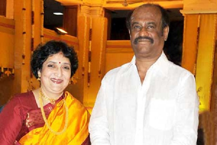 rajinikanth,latha rajinikanth,politics,tamil nadu,rajinikanth political entry  రజనీ భార్య కూడా క్లారిటీ ఇచ్చేసింది! 