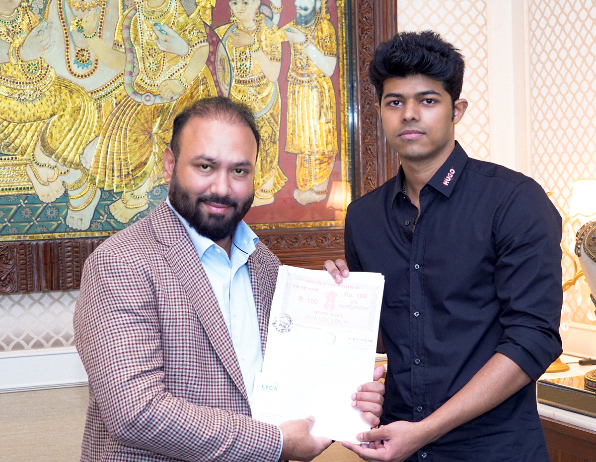 jason sanjay vijay  డైరెక్టర్ గా మారుతున్న హీరోగారబ్బాయి 