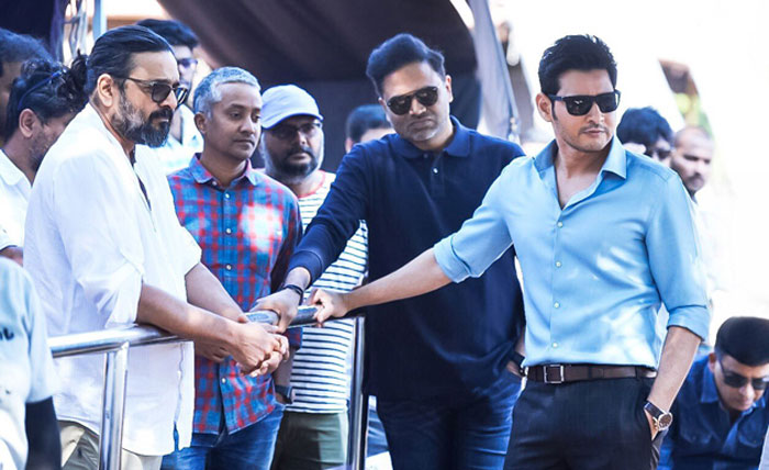 mahesh babu,maharshi,working stills,release  మహేష్‌ అభిమానులకు కంటితుడుపు చర్య! 