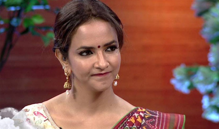 manchu lakshmi,pawan kalyan,metoo,manchu lakshmi,reaction  పవన్ కల్యాణ్‌గారిని అడిగా: మంచు లక్ష్మీ